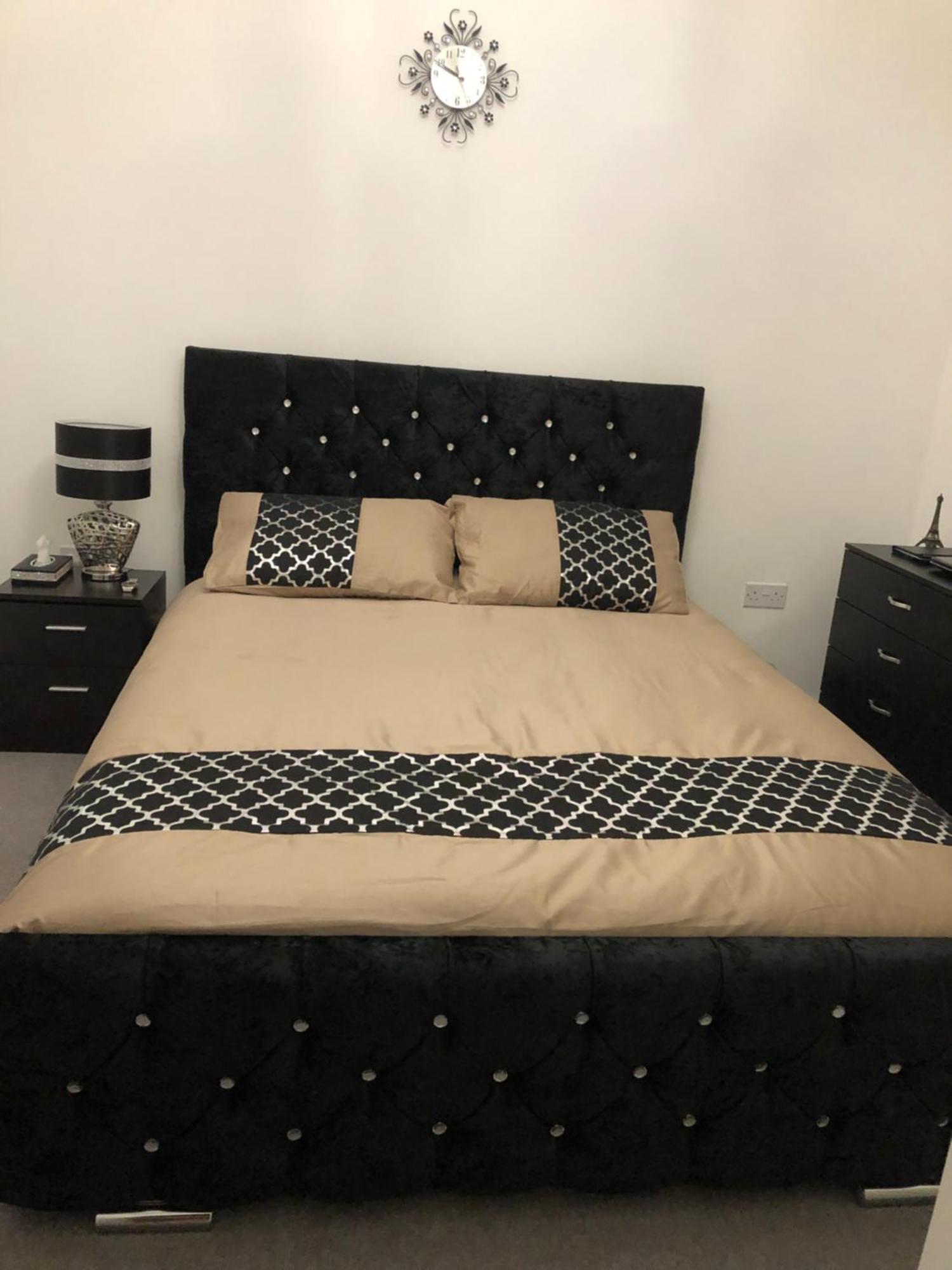 Luxury Kingsize Bedroom With Private Bathroom Northolt  Ngoại thất bức ảnh